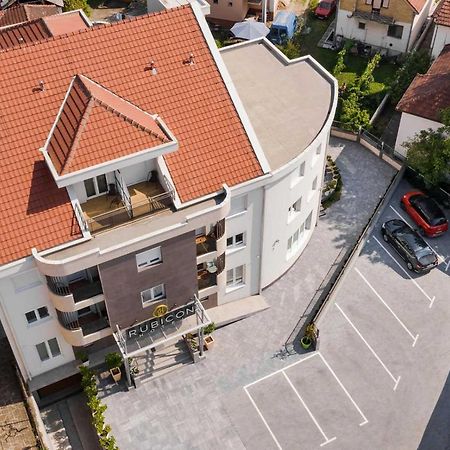 Rubicon Garni Hotel Kragujevac Exterior foto