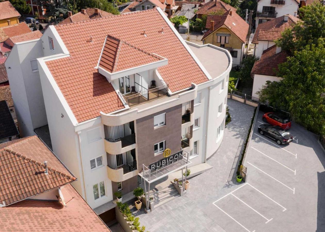 Rubicon Garni Hotel Kragujevac Exterior foto